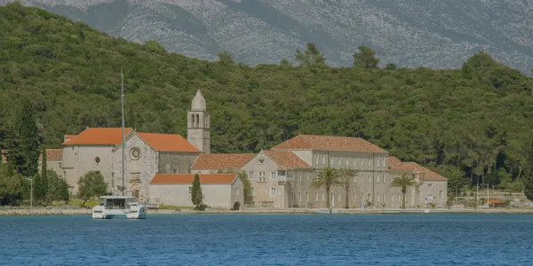 Explore in Mljet