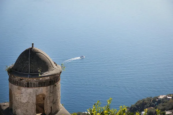 Explore in Conca dei Marini