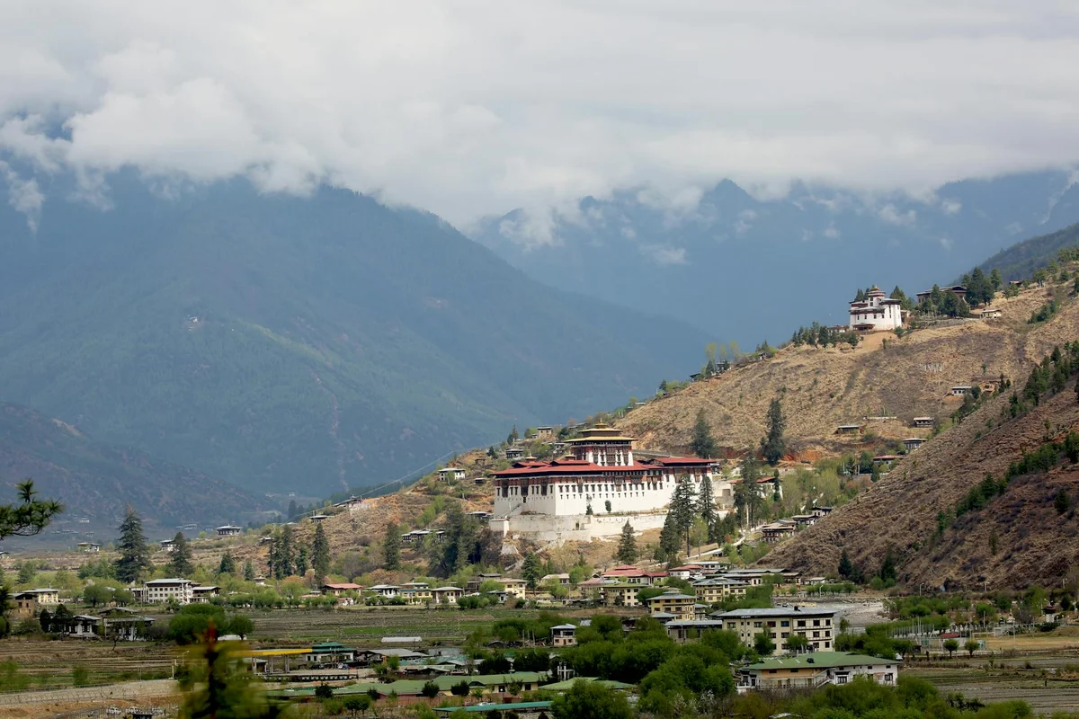 Paro Rinpung Dzong view 1
