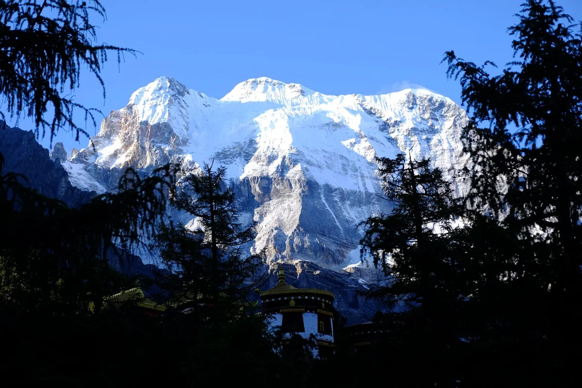 Chele La Pass view 1