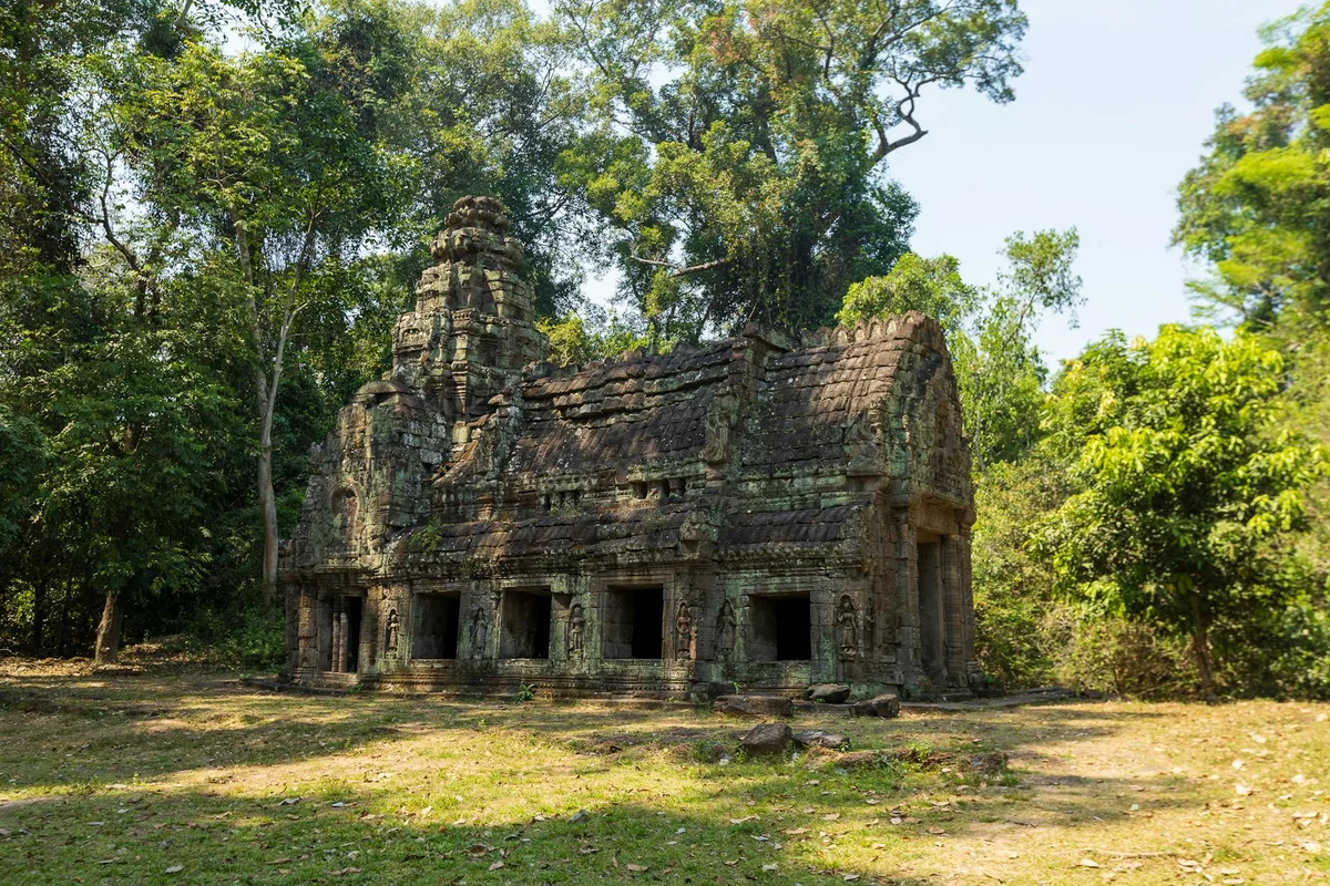 Koh Ker Temple view 2