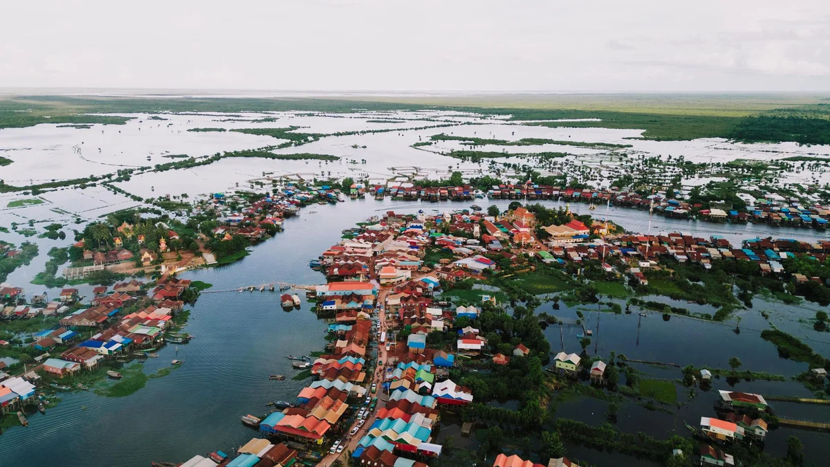 Tonle Sap Lake feature