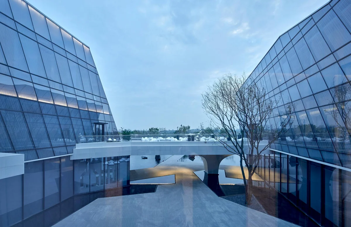 Chengdu Museum of Contemporary Art view 1