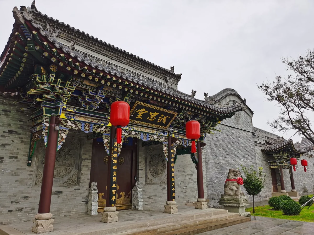 Confucian Temple Shanghai view 1