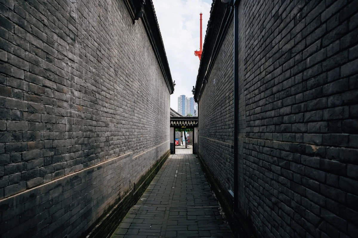 Dongtai Road Antique Market Area view 2