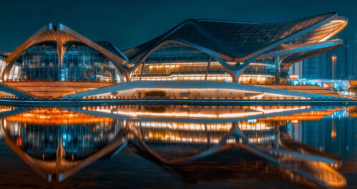 Futian Central Walk feature