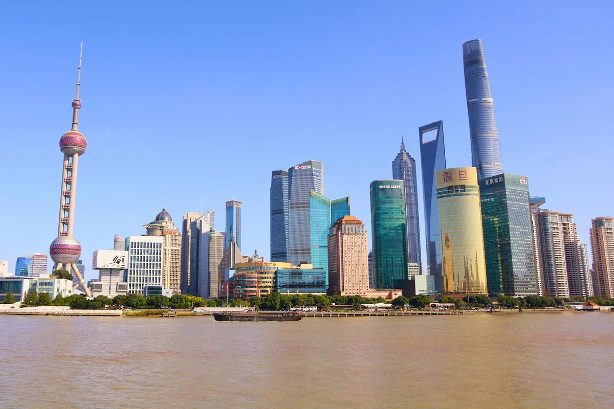 Shanghai Tower view 1