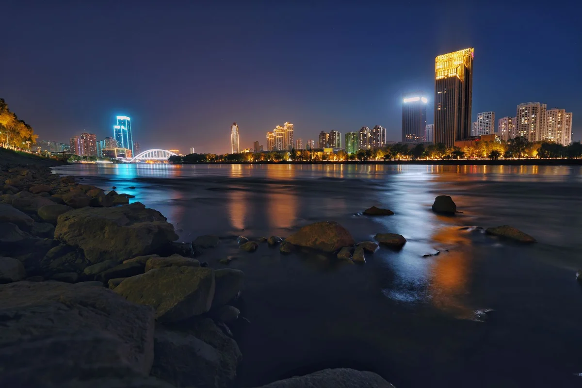 Suzhou Creek view 2