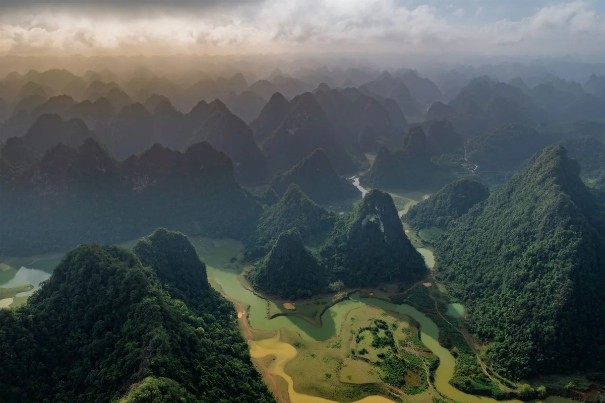Yulong River feature