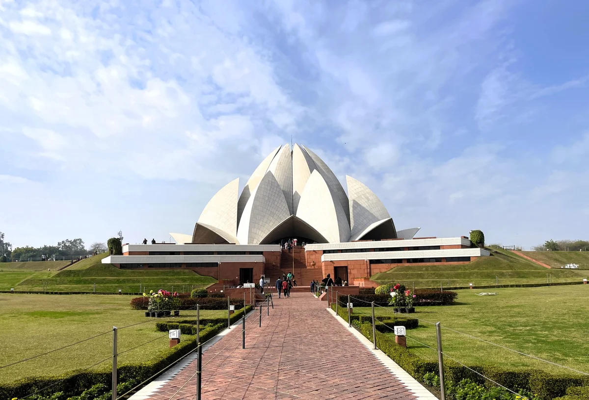 Bahai Lotus Temple view 2