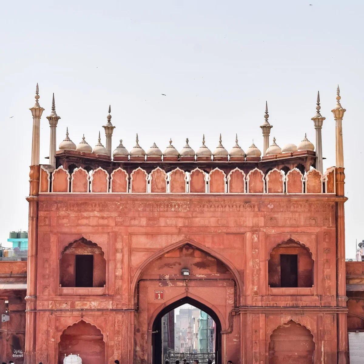 Buland Darwaza feature