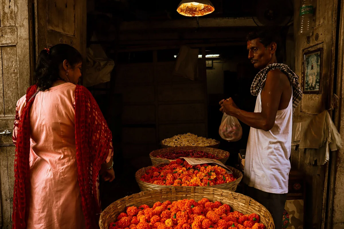 Dadar Flower Market view 1