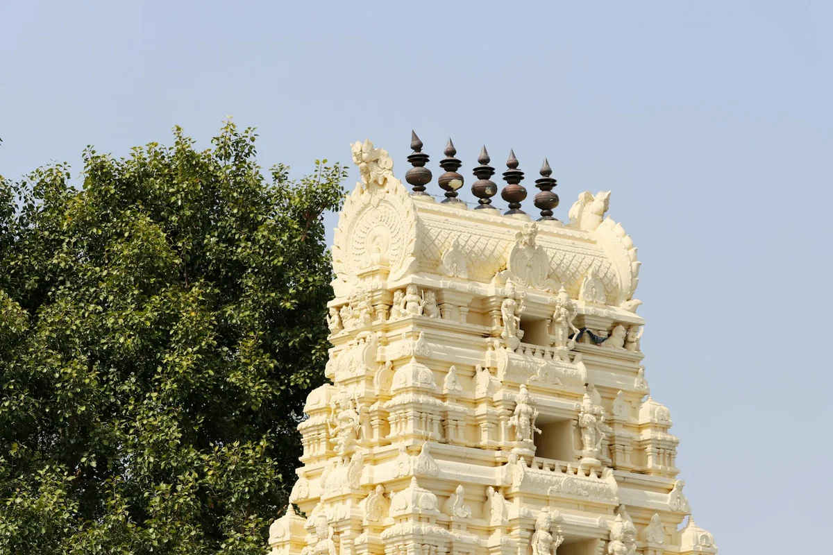 Mankameshwar Temple view 2