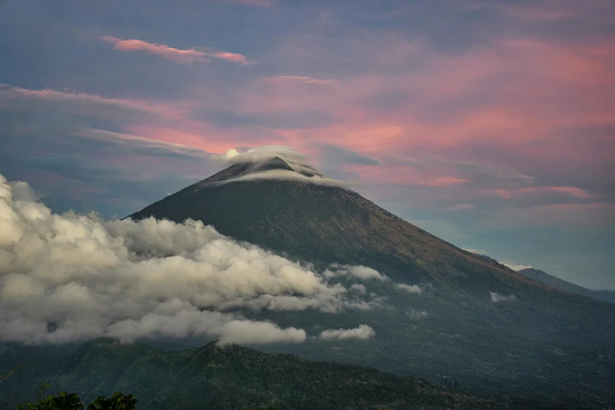 Puncak Sebudi view 1