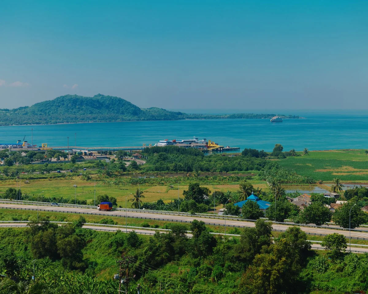 Nirup Island view 2