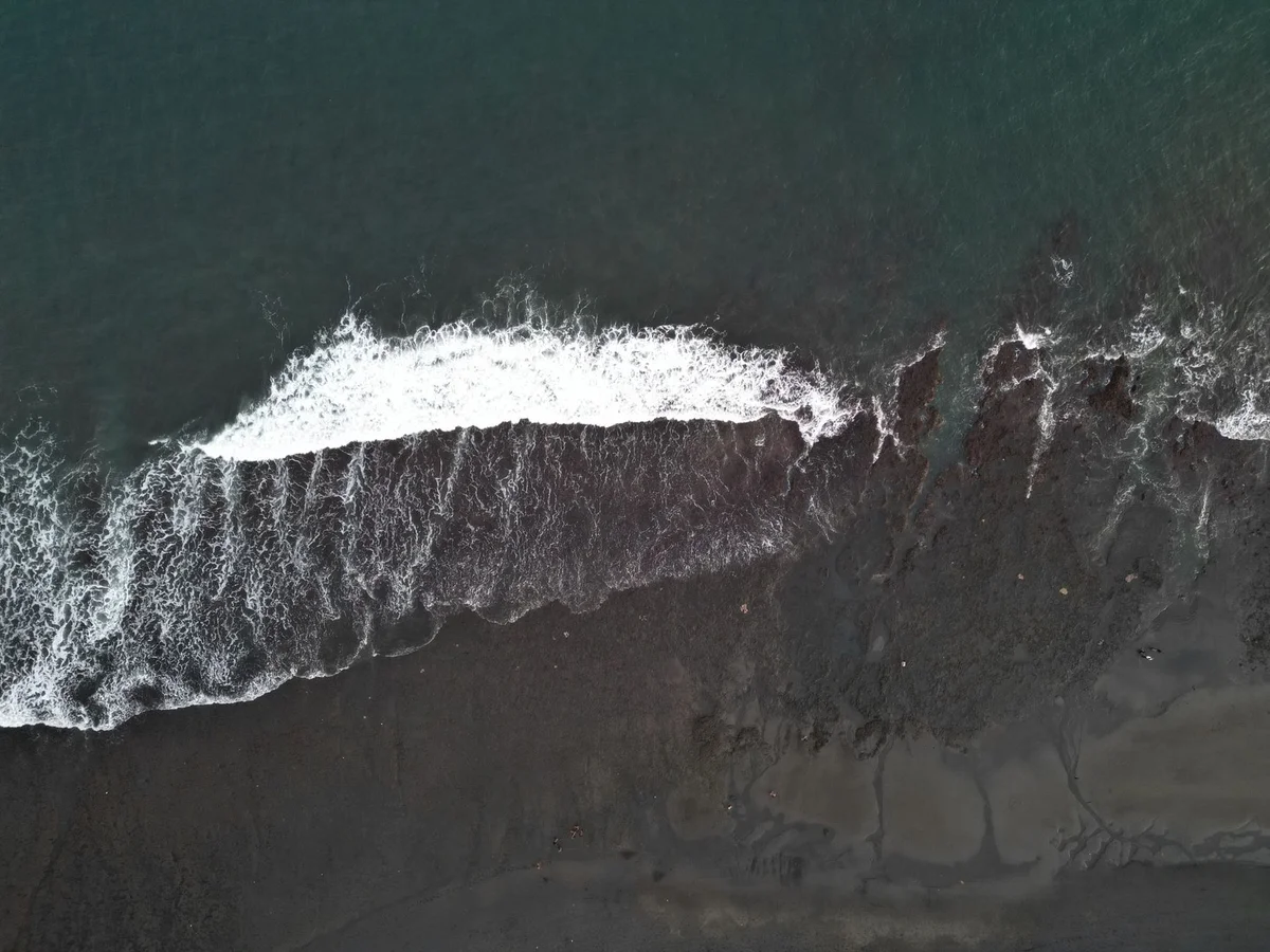 Petitenget Beach feature