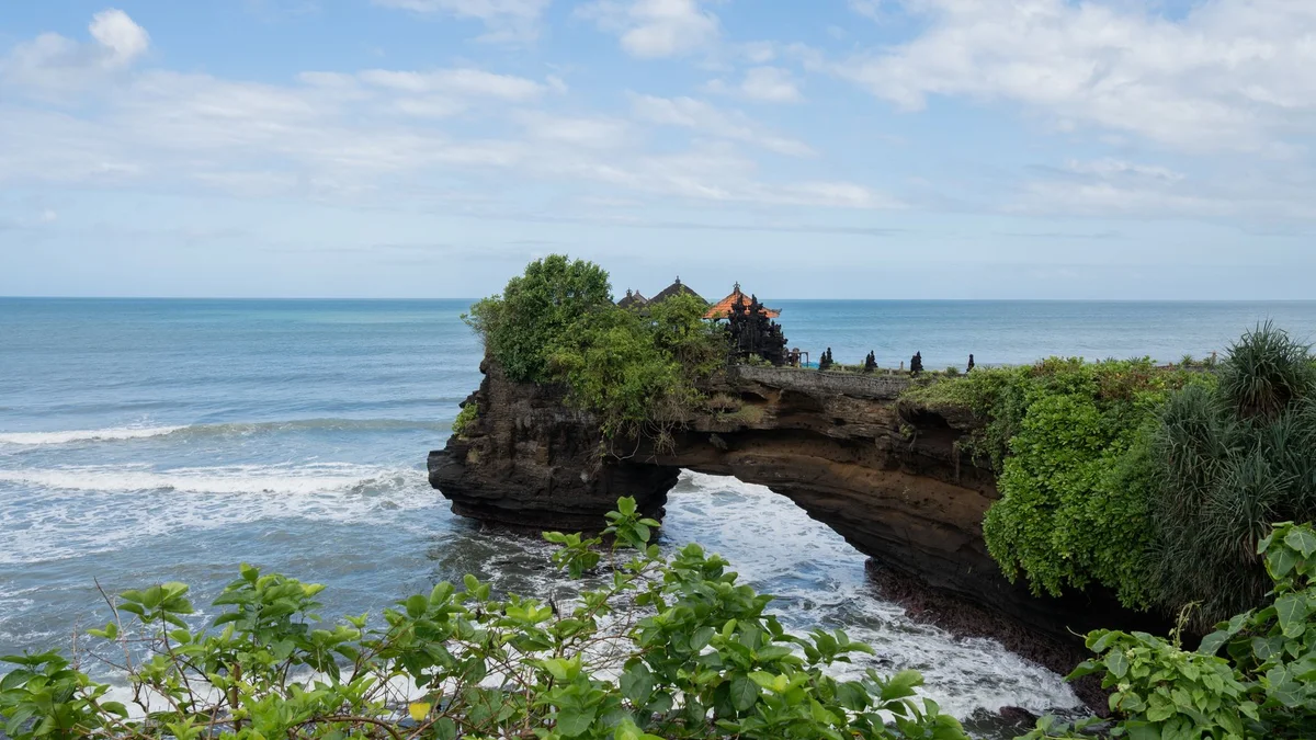 Pura Batu Bolong view 1