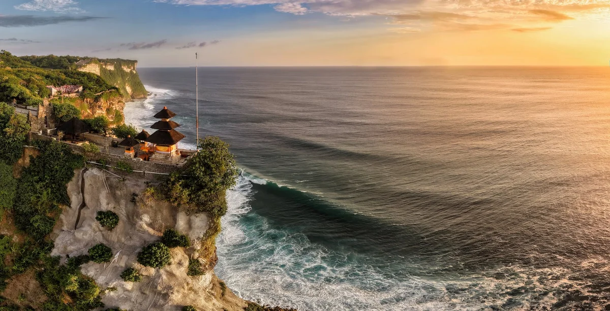 Uluwatu Temple view 1