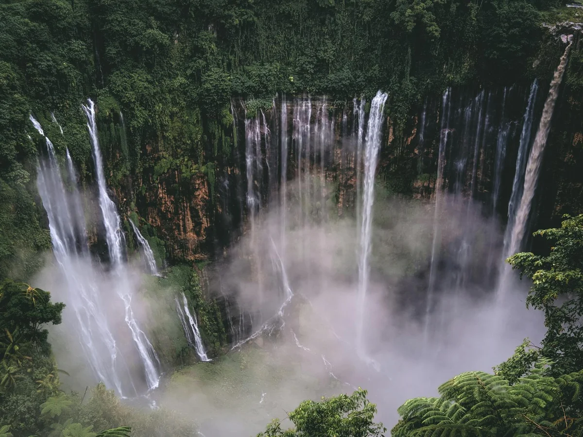 Cemoro Sewu Waterfall feature
