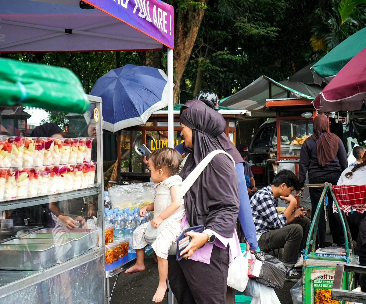 Sindhu Night Market feature