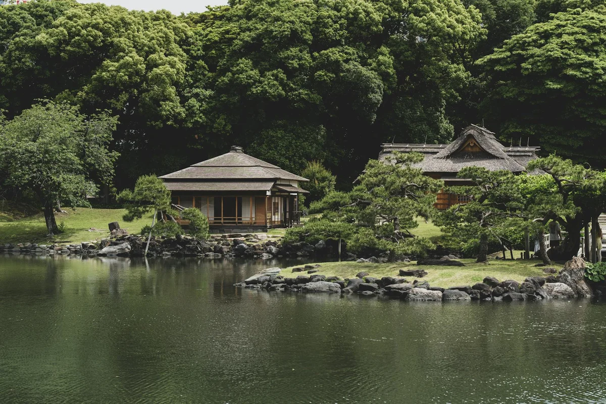 Ohori Park Japanese Garden view 1