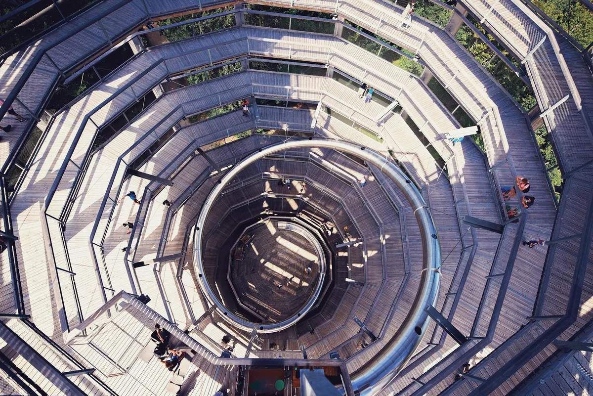 Hiroshima Orizuru Tower feature
