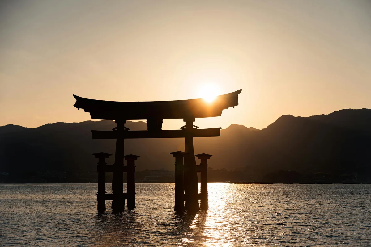 Itsukushima Shrine feature