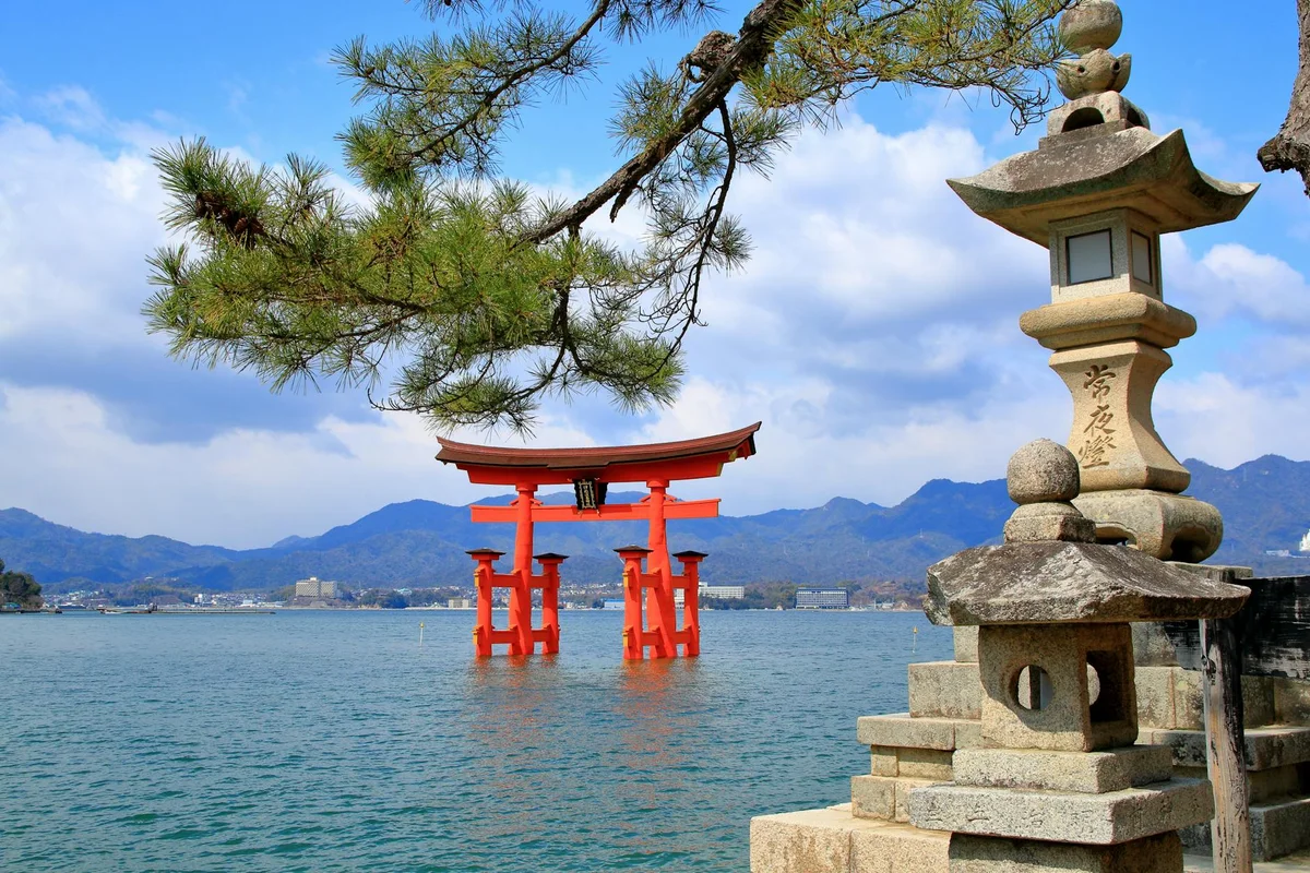 Itsukushima Shrine Otorii Gate view 1
