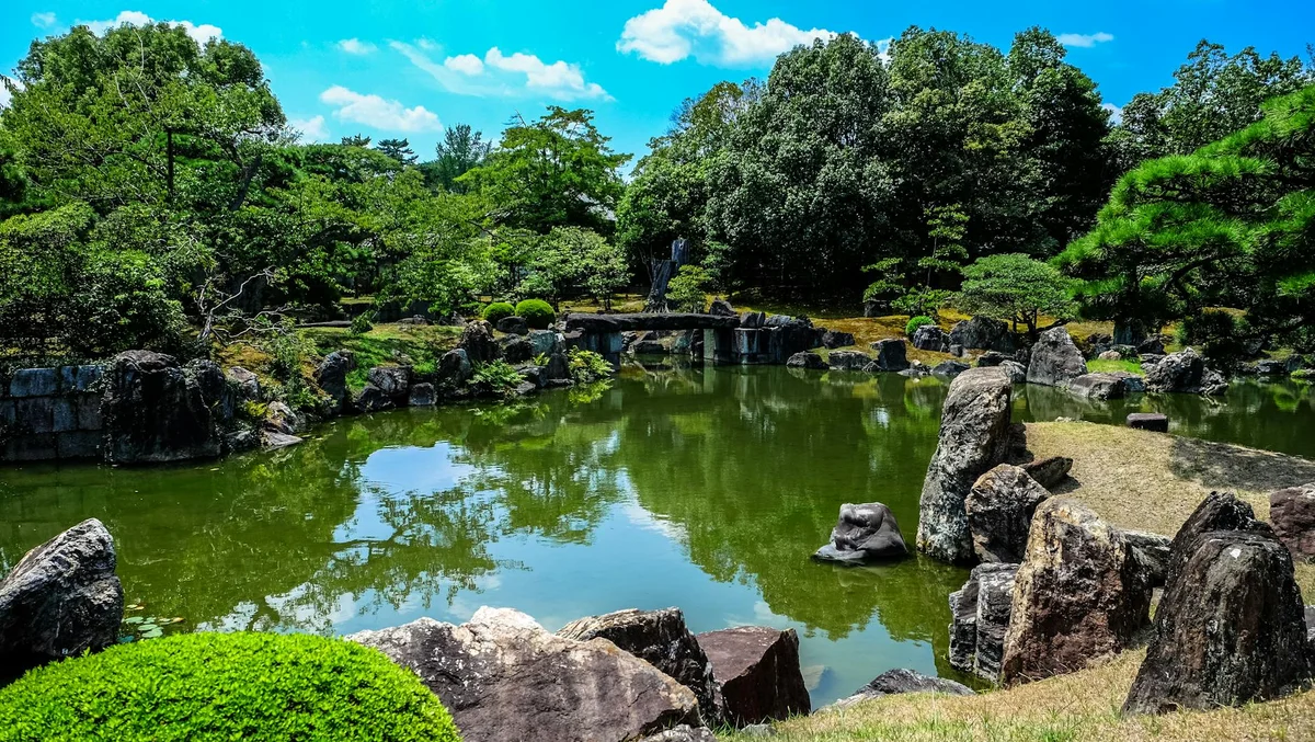 Fukushuen Garden view 2