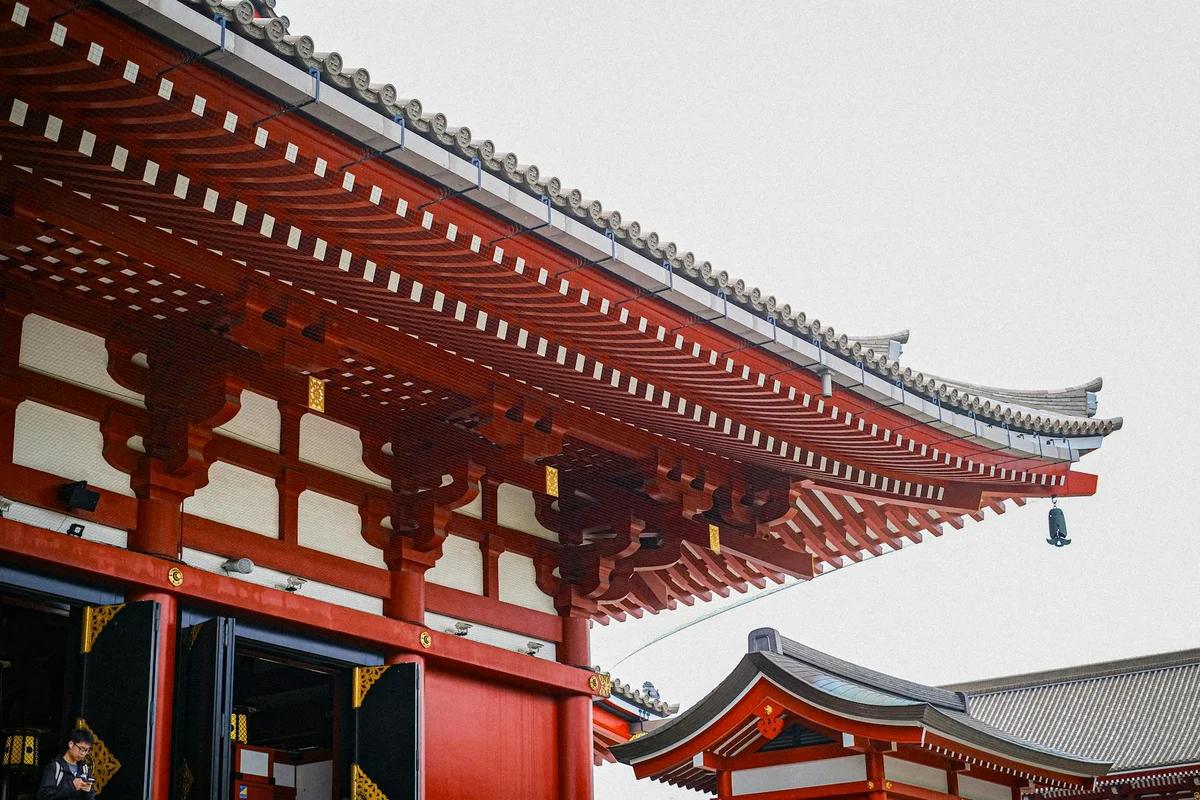 Okashigoten Yomitan Main Store feature