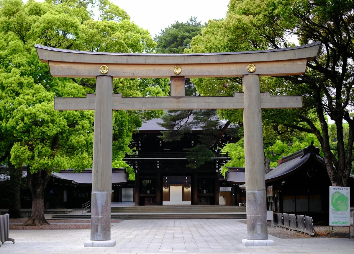 Meiji Shrine view 1