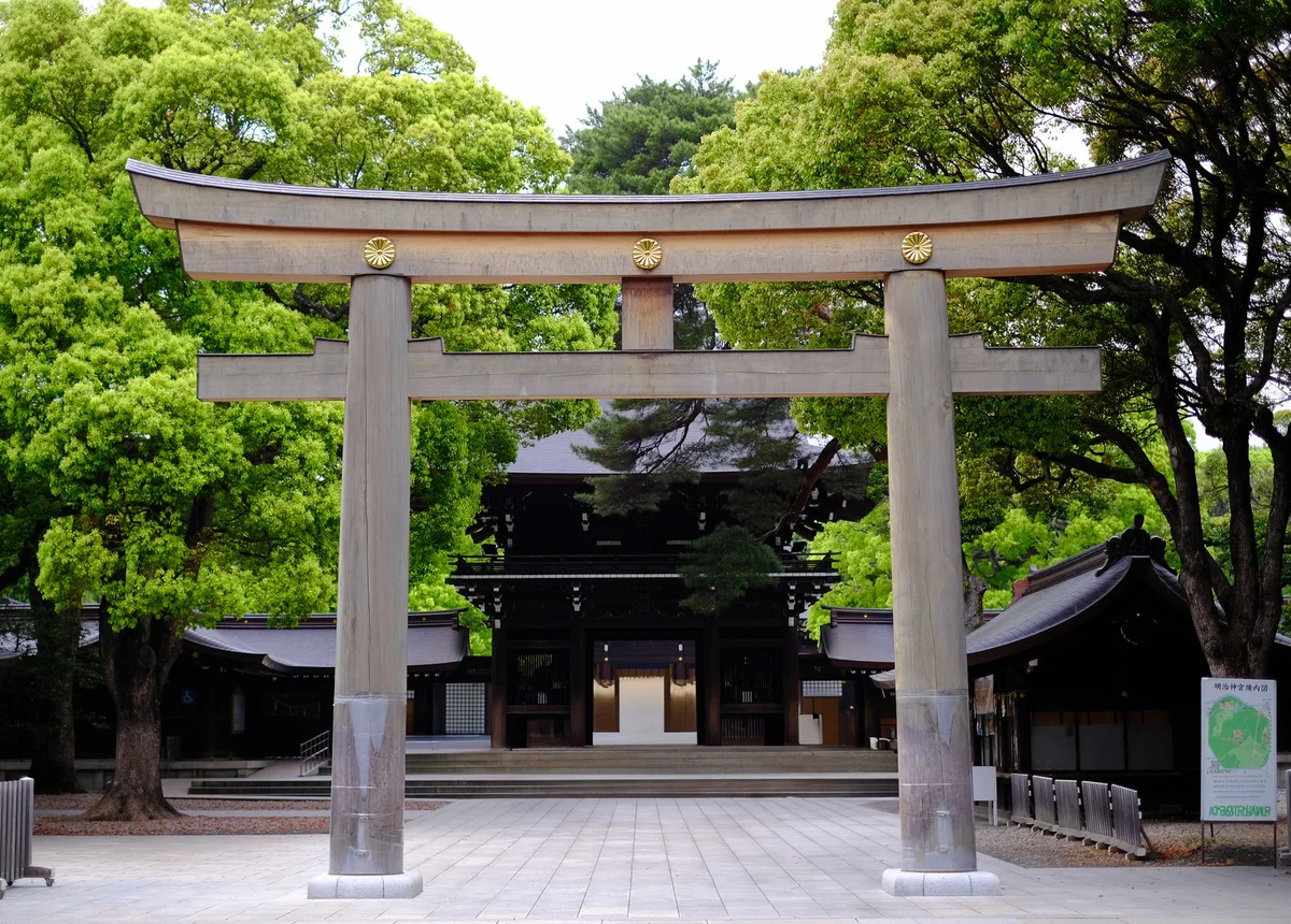Shureimon Gate view 2