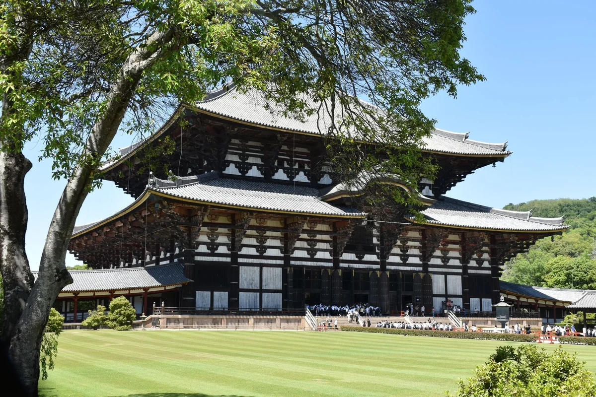 Todai Ji feature