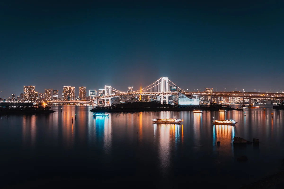 Tokyo Tower feature