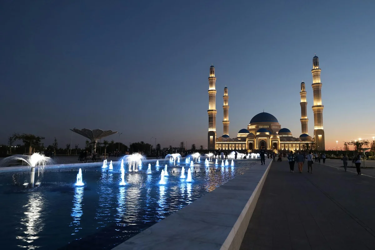 Hazret Sultan Mosque feature