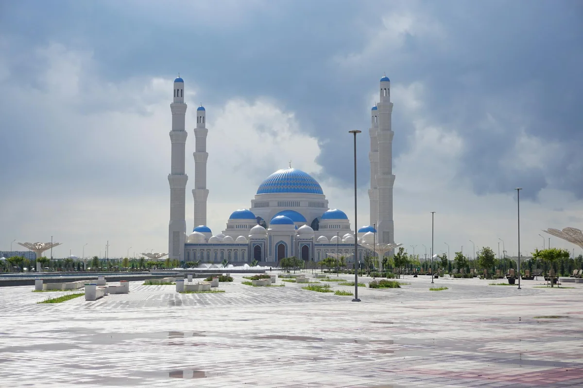 Hazret Sultan Mosque view 1