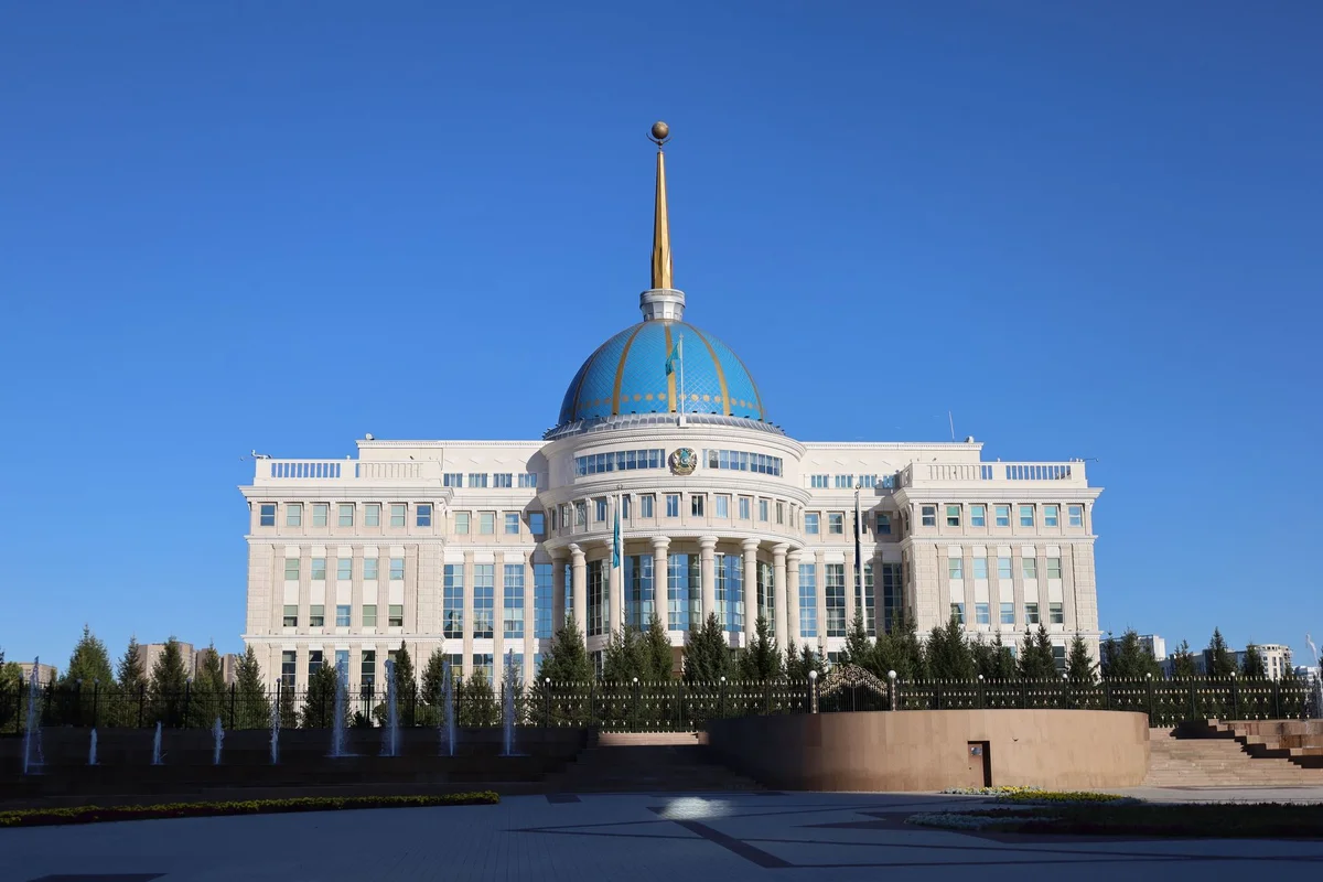 Nurly Zhol Boulevard view 1