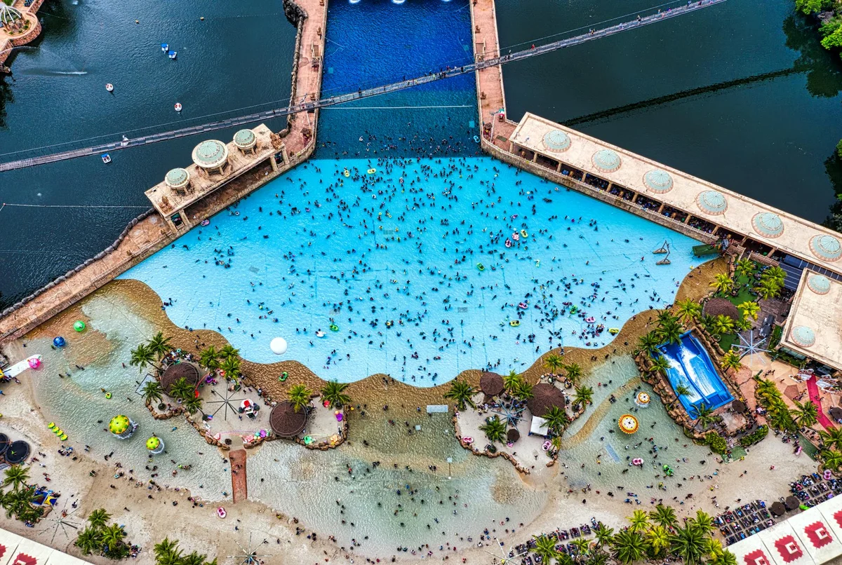 Austin Heights Water & Adventure Park feature