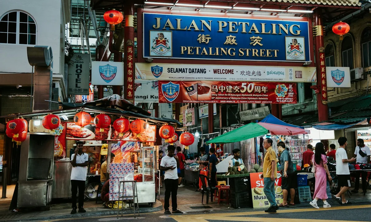 Gaya Street Sunday Market view 2