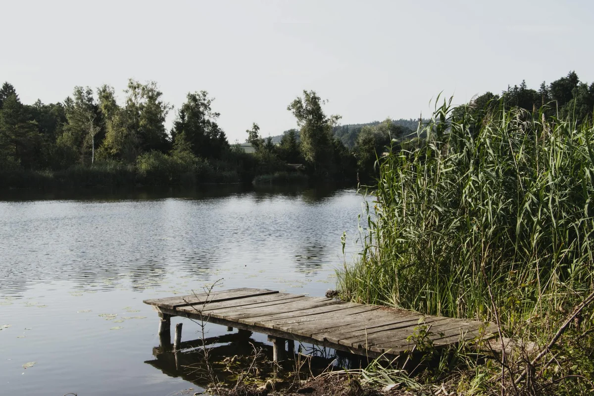 Lake of the Pregnant Maiden view 2