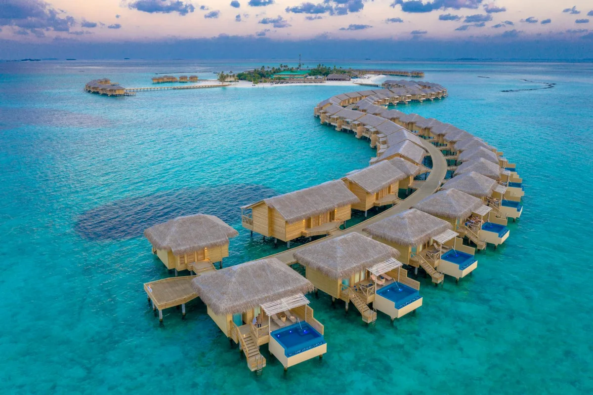 Baros Island feature