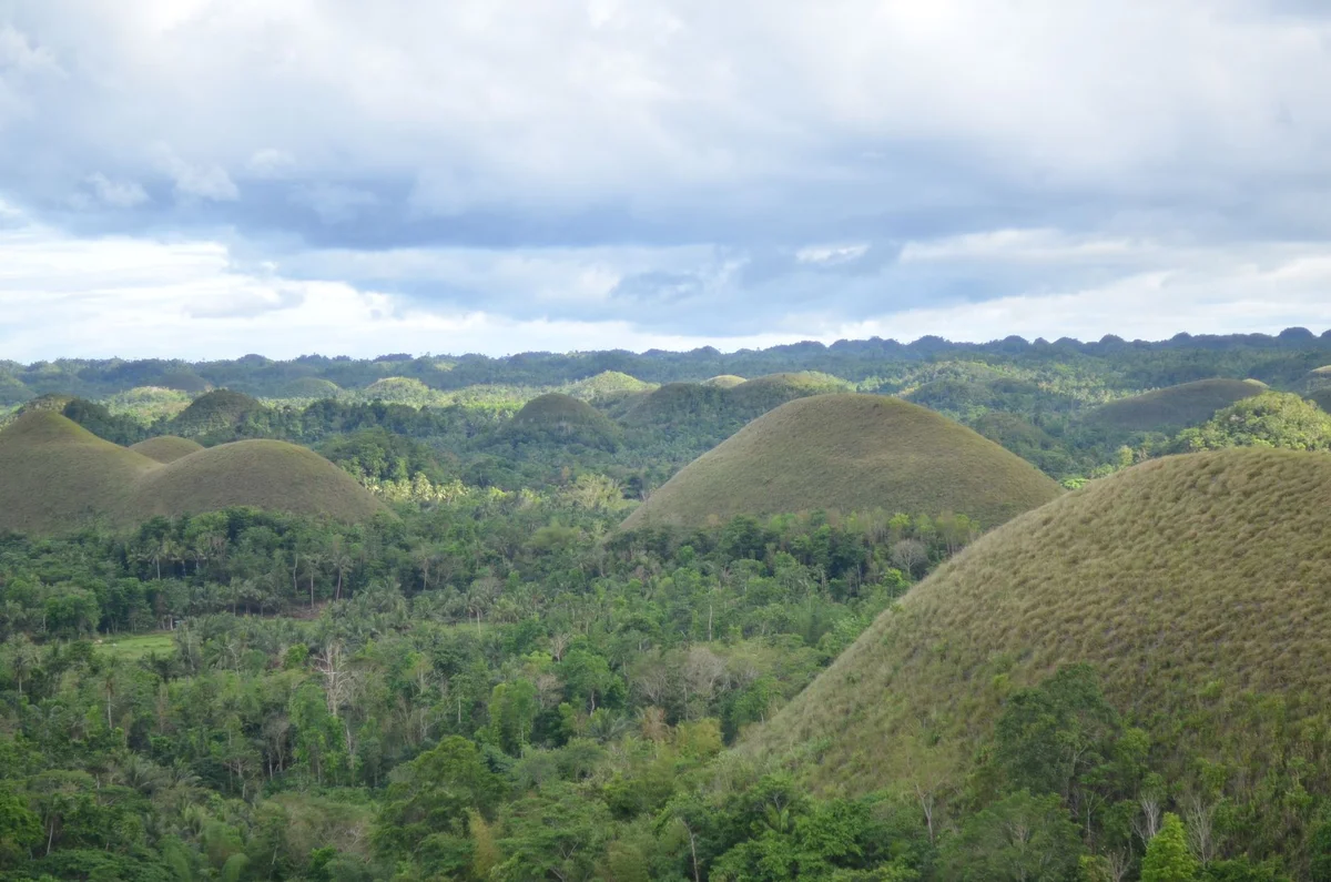 Chocolate Hills Complex view 1