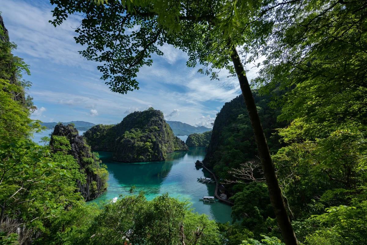 Kayangan Lake view 1