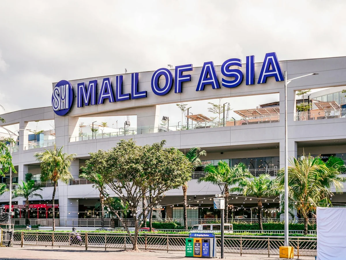 SM Mall of Asia feature