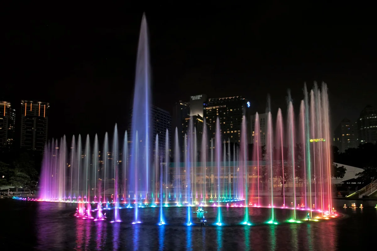 The Fountain at Okada Manila view 2