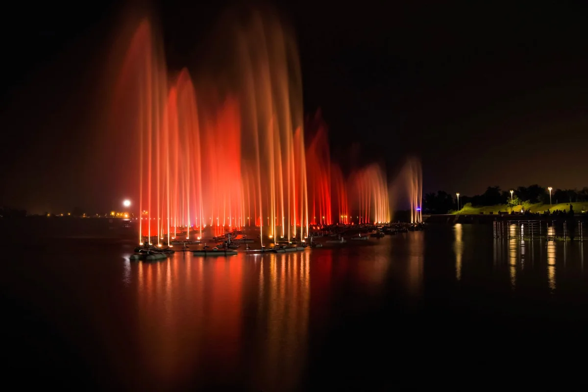 The Fountain at Okada Manila feature