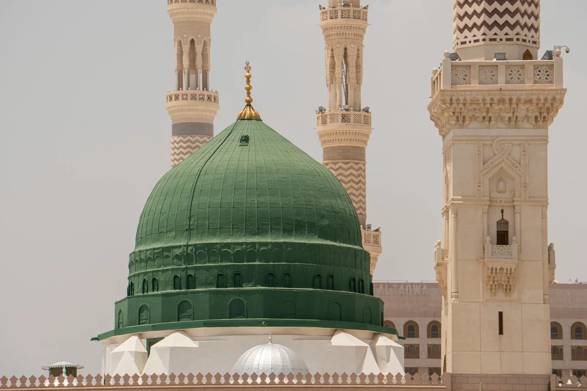 Al-Masjid an-Nabawi view 1
