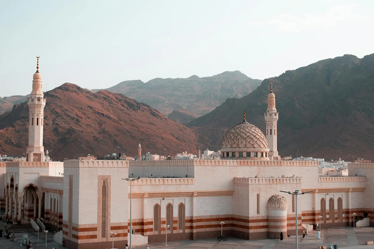 Masjid al-Qiblatayn view 2