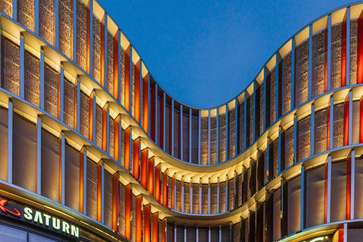 Riyadh Park Mall feature