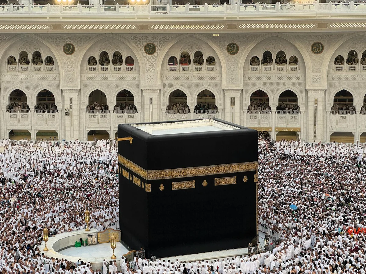 Al-Safa and Al-Marwah view 1